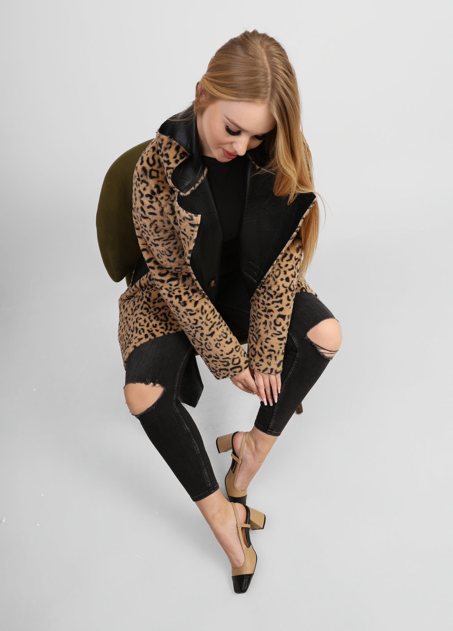Alina Mid Heel -Beige