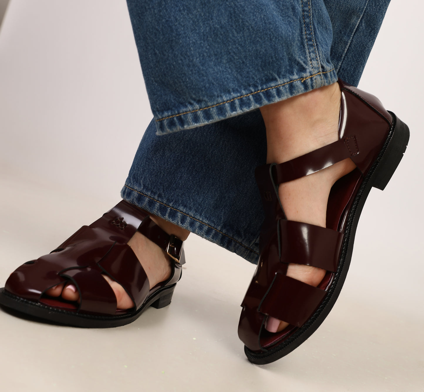 Dolce far niente -Burgundy