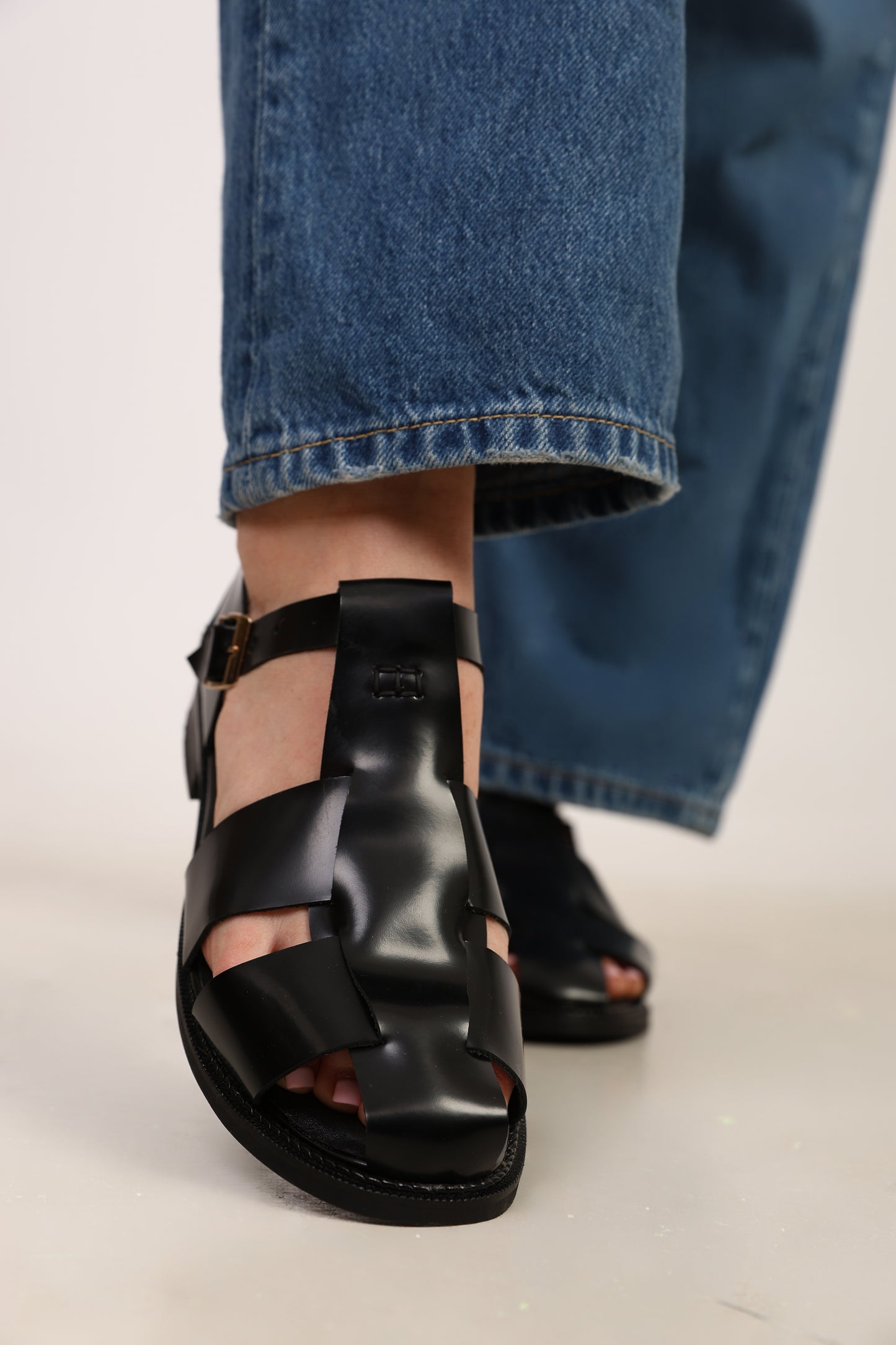 Dolce Far Niente- Black