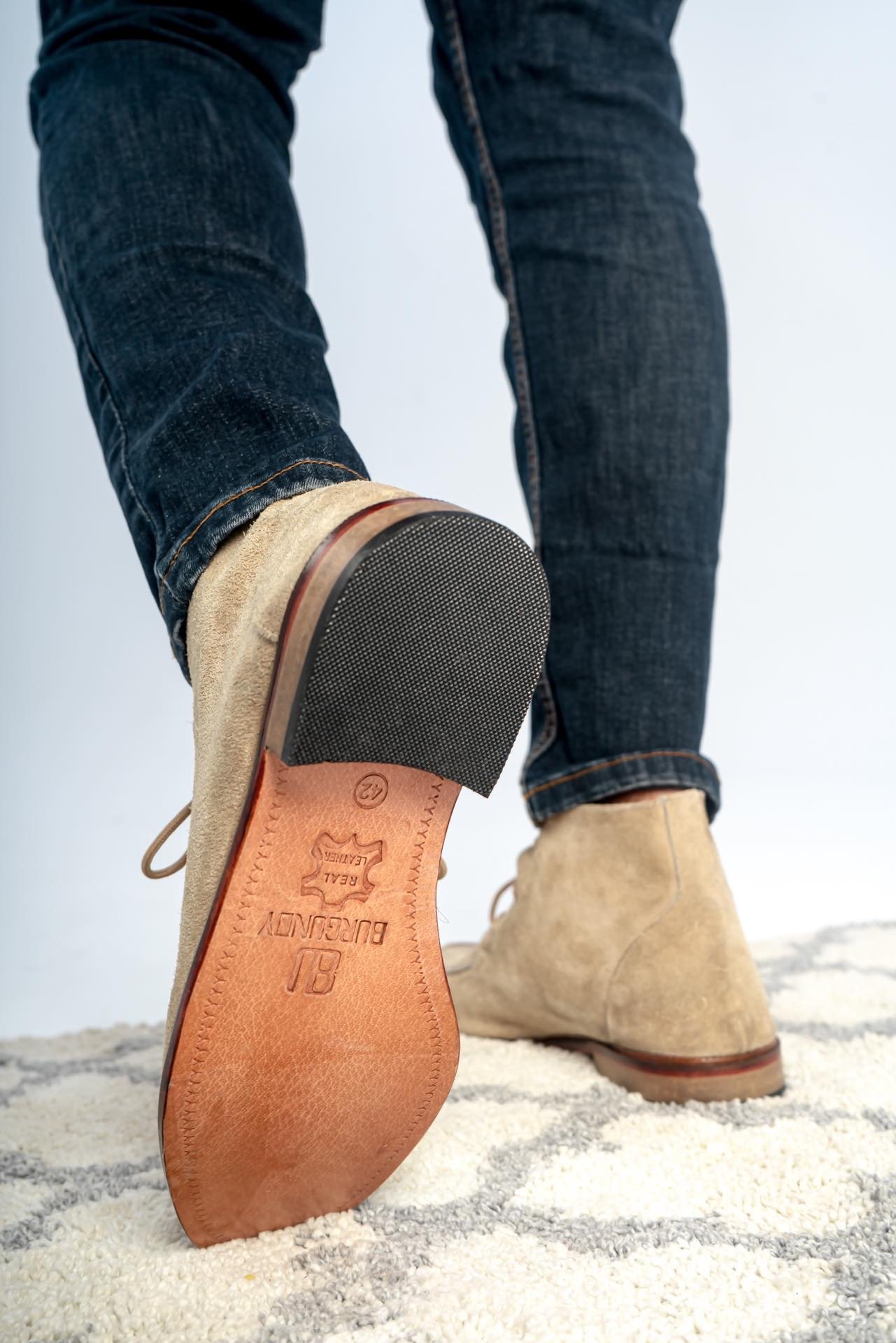 Liym desert boot